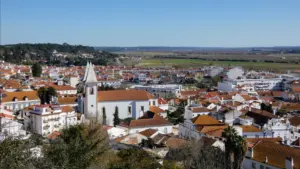 "Volta Coruche" demande des éclaircissements sur les contrats et les fonds après les perquisitions de la PJ.