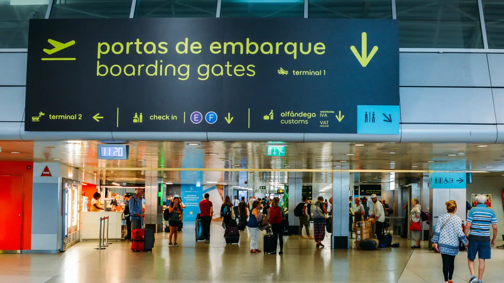 Aéroport : « La suspension va aider », mais qu'est-ce qui change pour les passagers ?