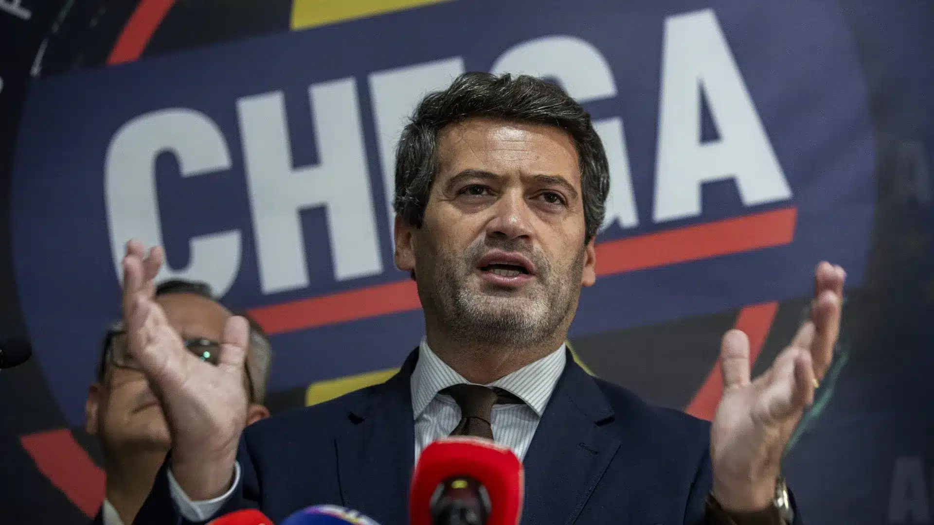 Affiches controversées : André Ventura écarté de la salle d'audience