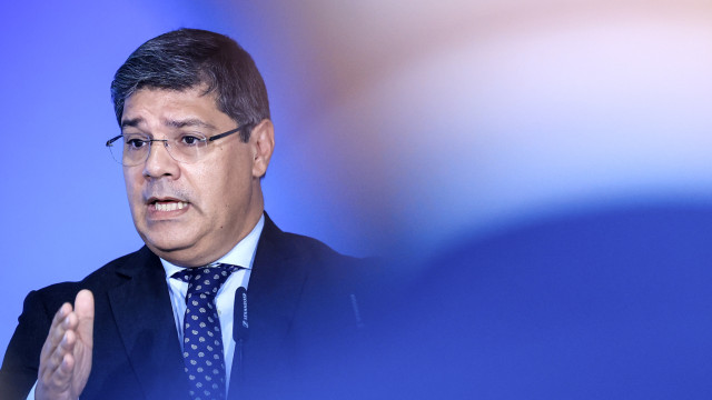 PS ameaça ministro da Educação após declarações sobre alunos pobres