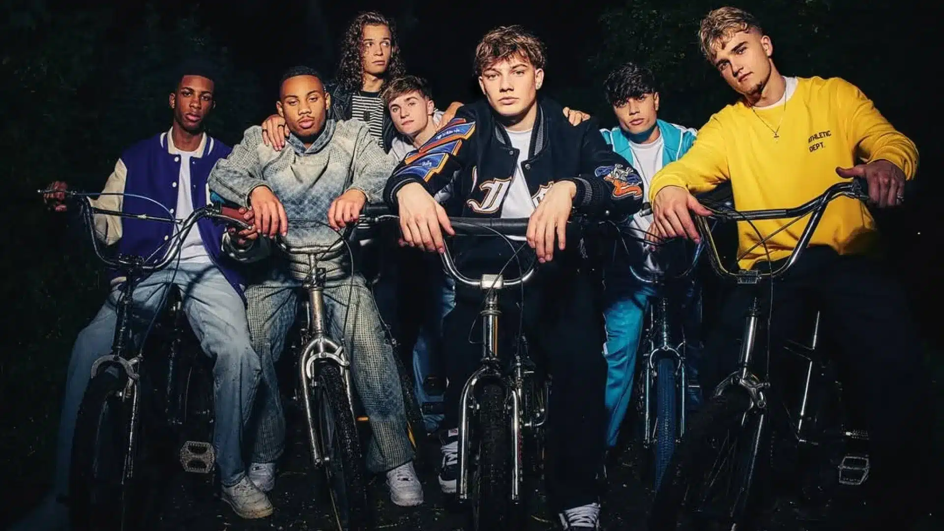 Après les One Direction, Simon Cowell crée un nouveau groupe : Et il y a un Portugais.