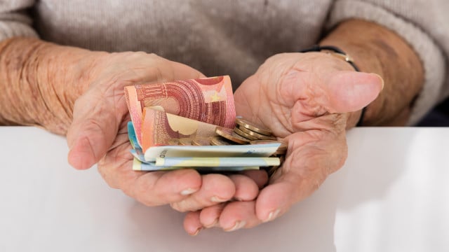 Seg. Social paga hoje Complemento Regional de Pensão: Quem tem direito?