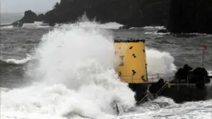 Avis de forte agitation maritime pour Madère à nouveau prolongé