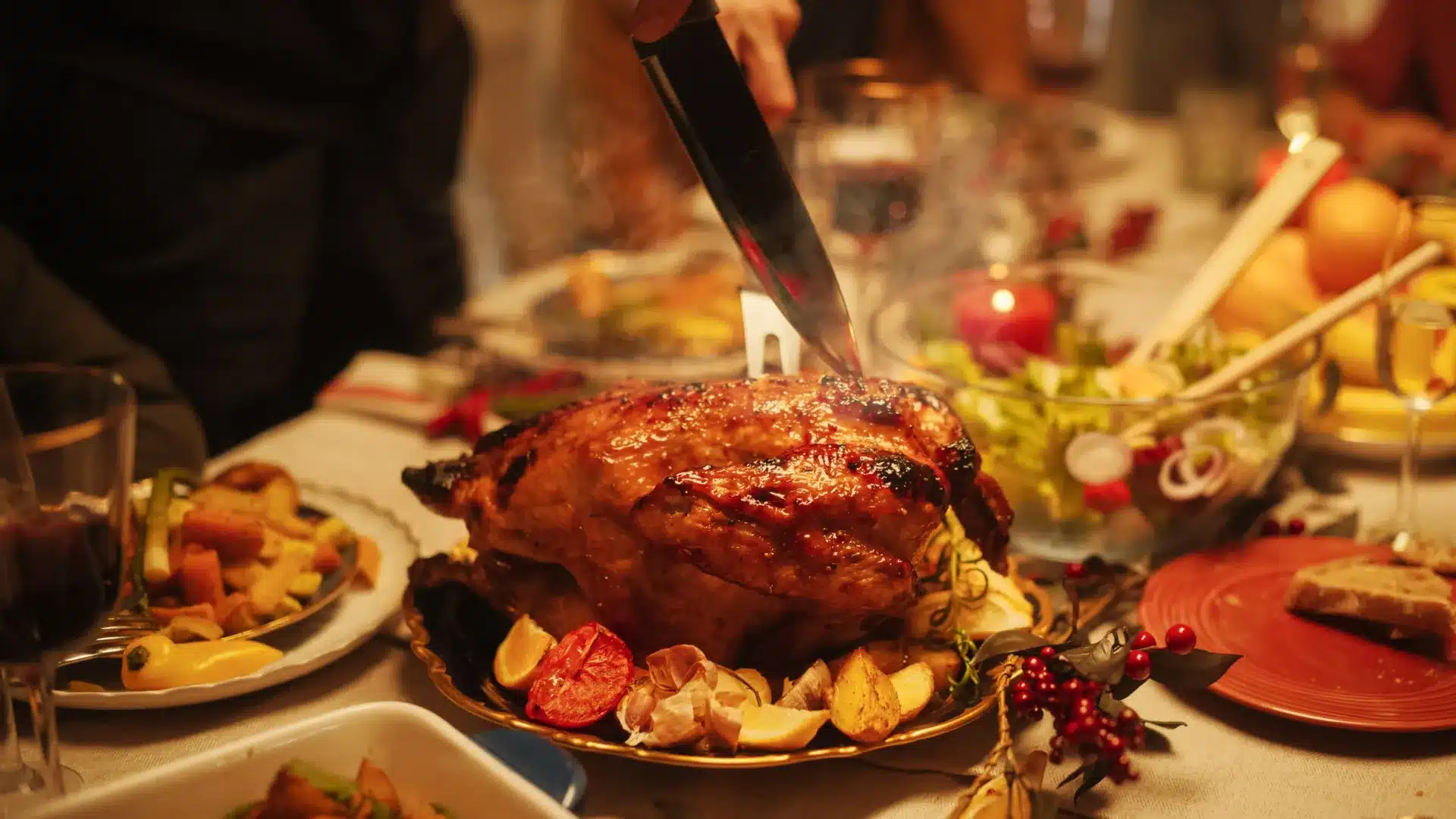 Café de Paços de Ferreira offre un dîner de Noël à ceux qui sont seuls