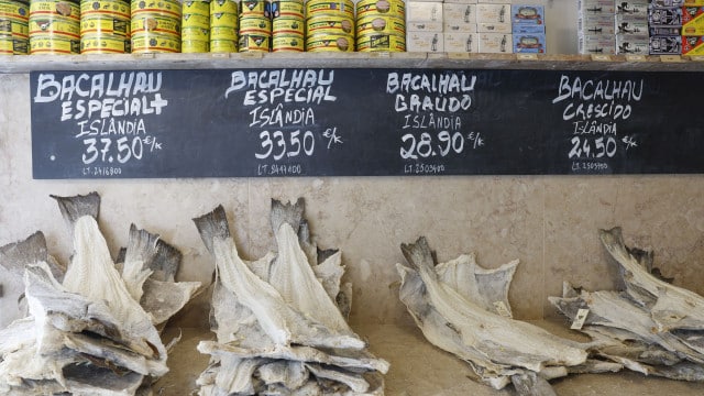 Combien a augmenté la morue ? Et la dinde ? Réveillon de Noël plus cher cette année.