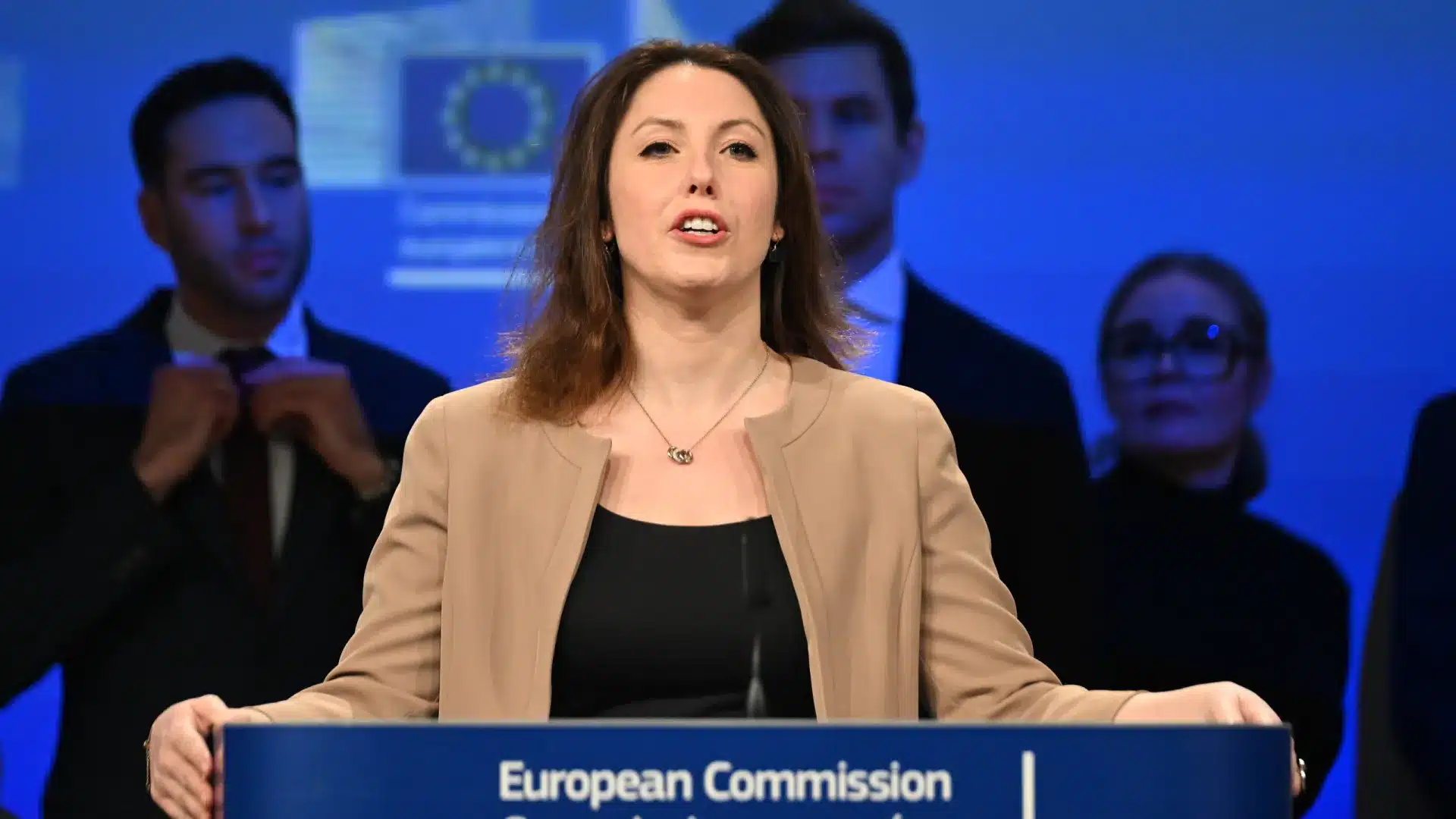 Contrôle des frontières ? Bruxelles va demander "plus de détails" au Portugal.