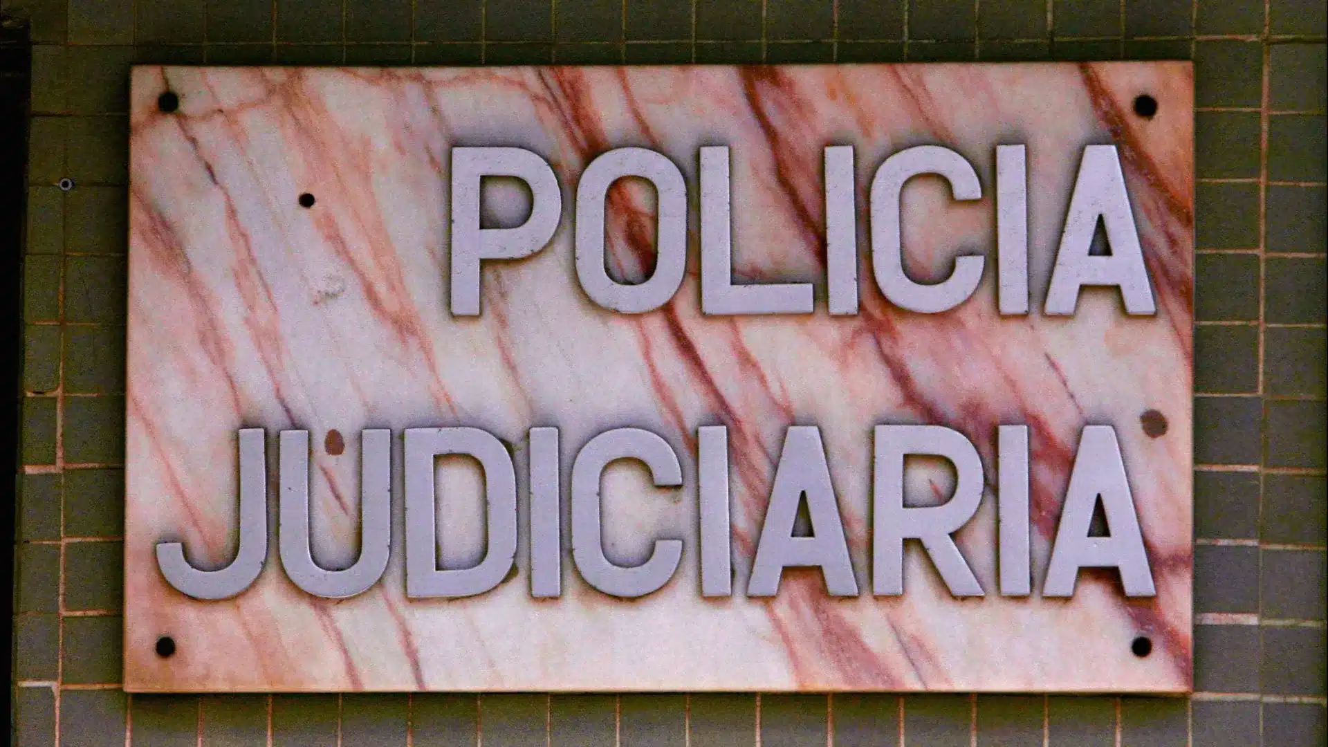 Deux personnes arrêtées par la PJ pour trafic de drogue et falsification de documents