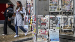 Distribution de journaux ? Impliquera toujours des "mécanismes concurrents"