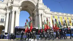 Eanes salue "décision politique et militaire de commémorer" le 25 novembre