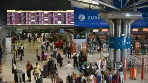 Étranger recherché internationalement arrêté à l'aéroport de Lisbonne