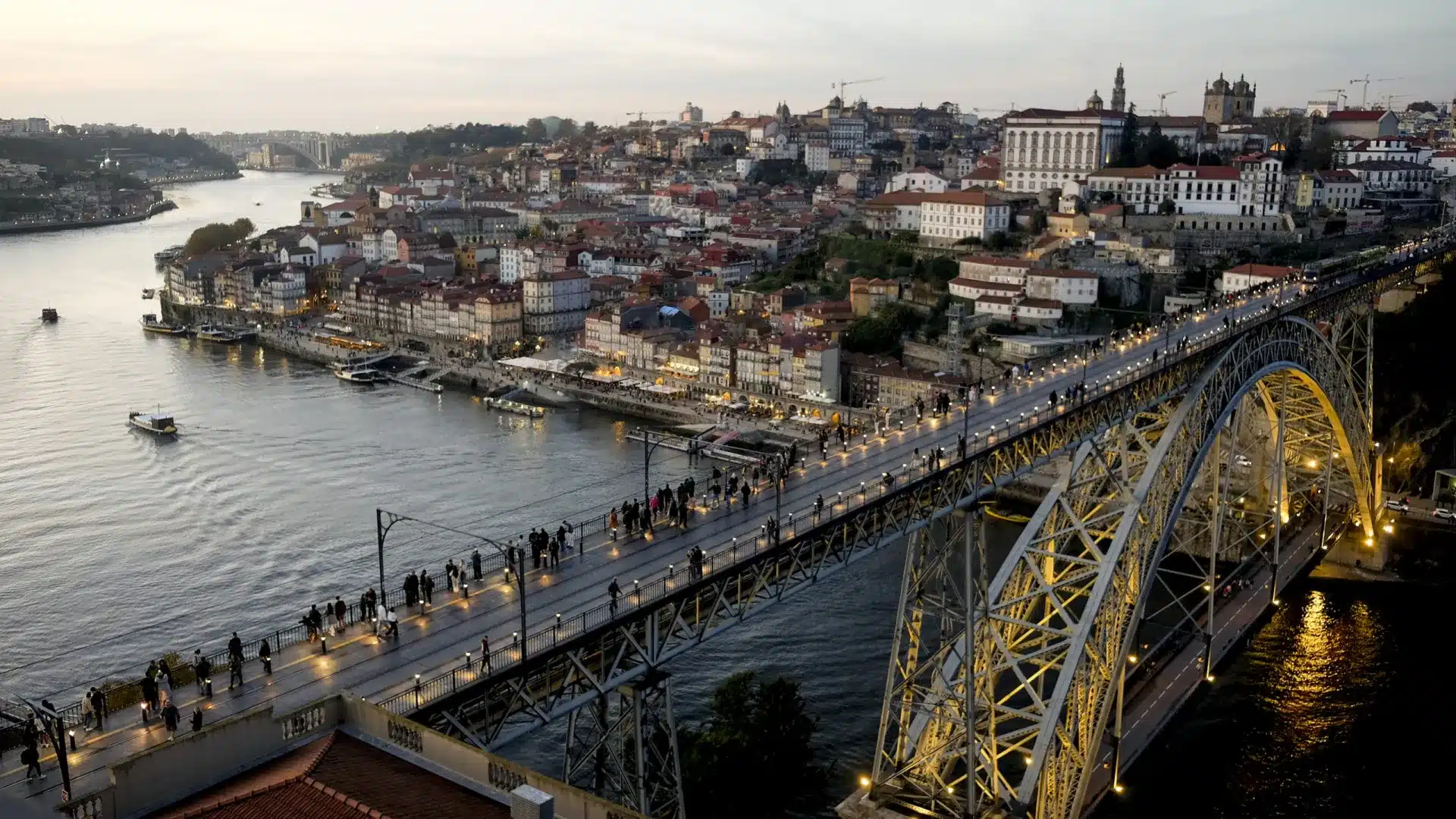 Hôtels de Porto complets pour le Nouvel An : Qui sont les clients ?