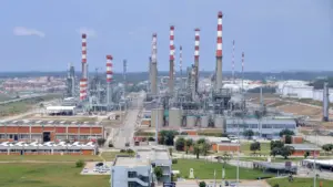 Incendie à la raffinerie de Petrogal à Matosinhos mobilise des moyens internes