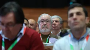 Isaltino défend une révision des carrières des travailleurs des collectivités locales.