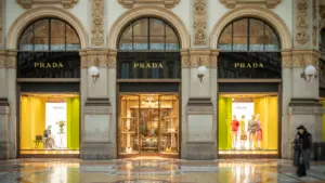 Italie. Treize marques de luxe soupçonnées d'exploiter des travailleurs chinois.