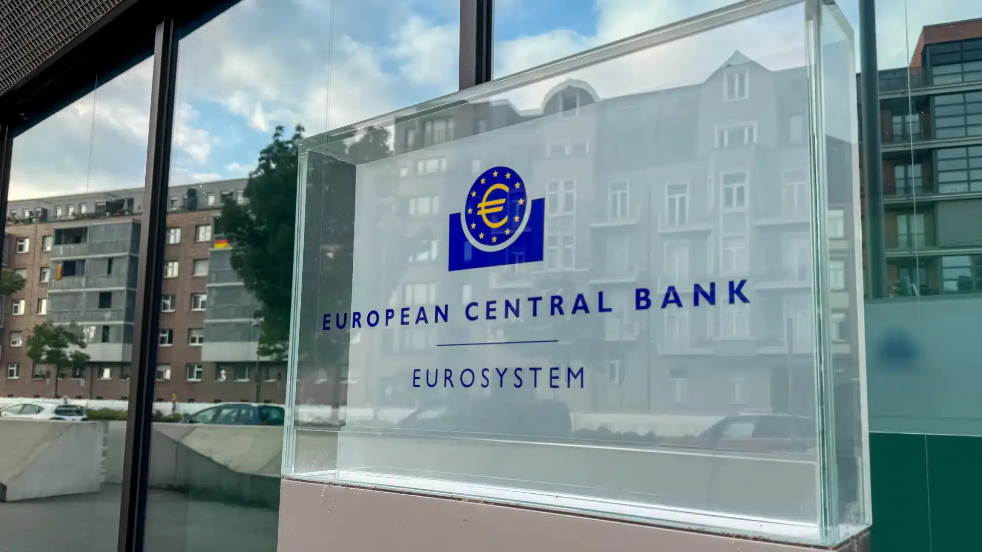 La BCE met en garde contre l'utilisation de son nom et de son logo à des fins frauduleuses.