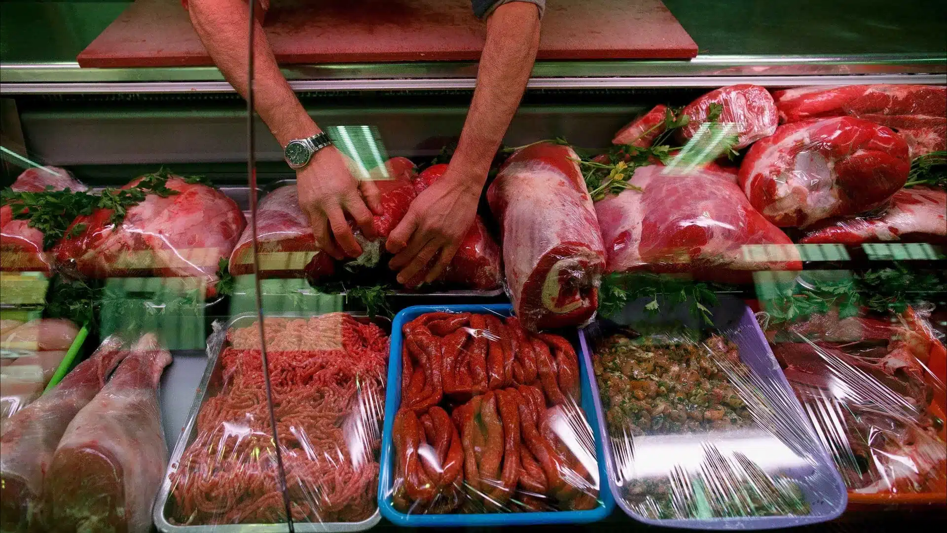 La Chine annonce des taxes allant jusqu'à 19,8% sur la viande de porc européenne pendant 5 ans.