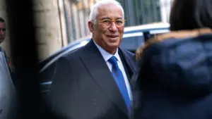 La défense de Costa demande des explications sur les écoutes et la fuite d'informations.