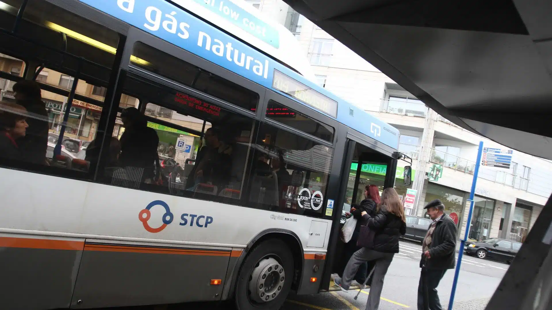 La STCP renforce le service pendant la nuit du Nouvel An à Porto.