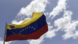 L'ambassadeur rappelle que le Portugal suit la communauté au Venezuela.