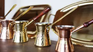 Le cuivre dépasse la barrière des 12 000 dollars par tonne.