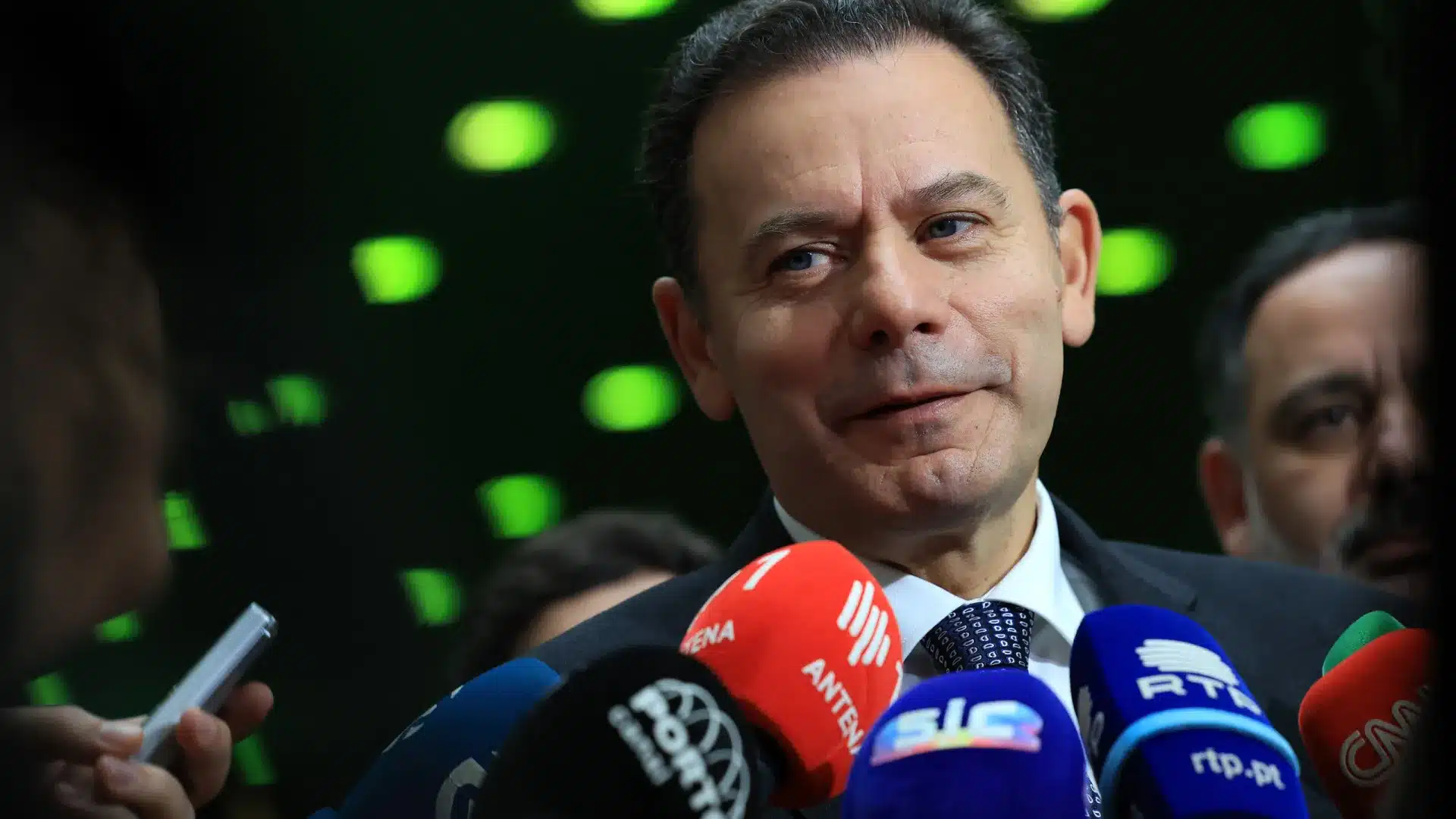 Le gouvernement est en train de construire un nouveau pays qui croit en ceux qui "viennent pour le bien".