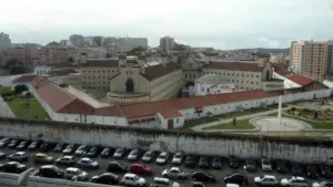 Le gouvernement étudie un nouveau plan pour la fermeture de la prison de Lisbonne.