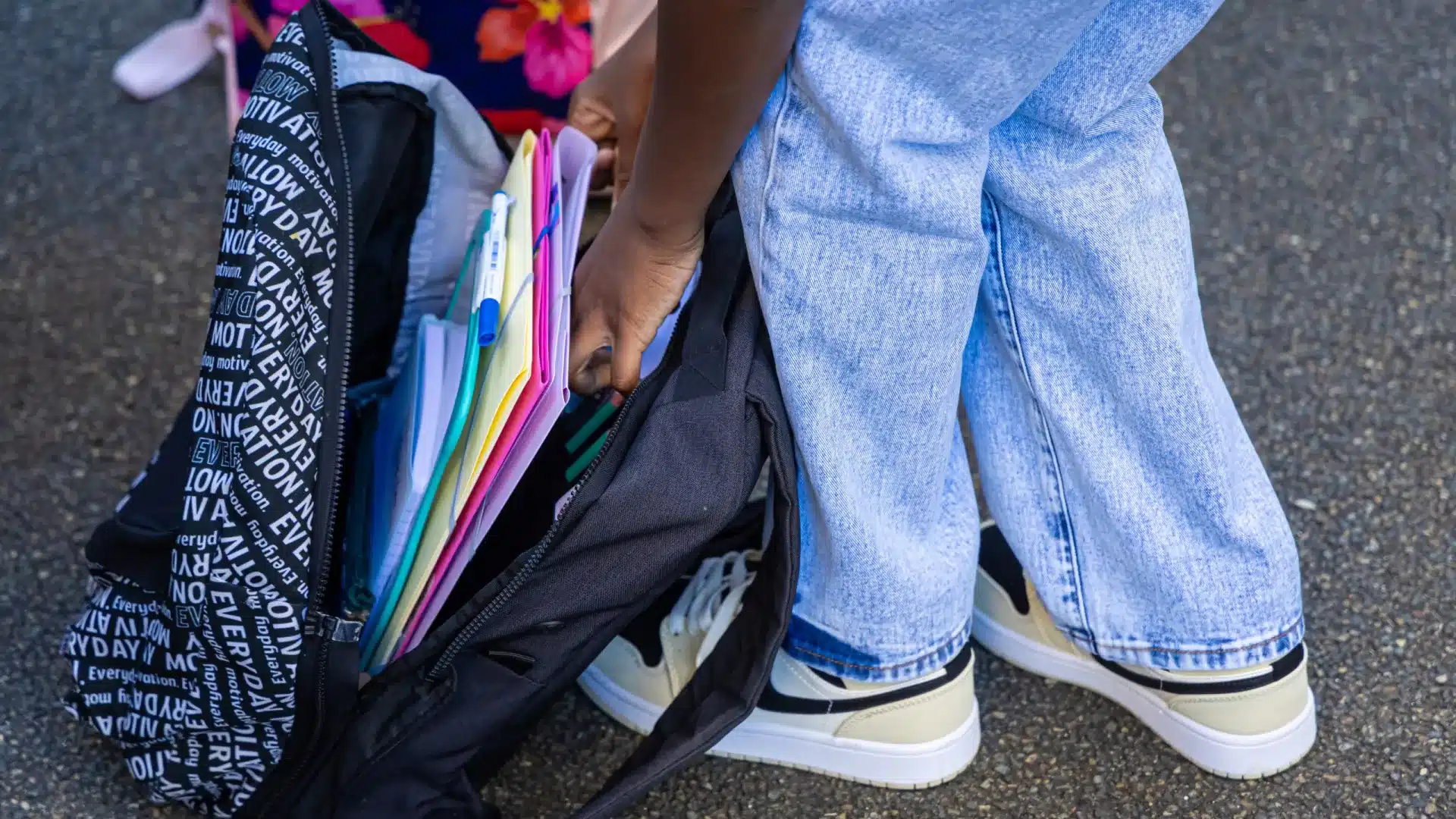 Le ministère prend des mesures pour contrecarrer les inégalités scolaires.