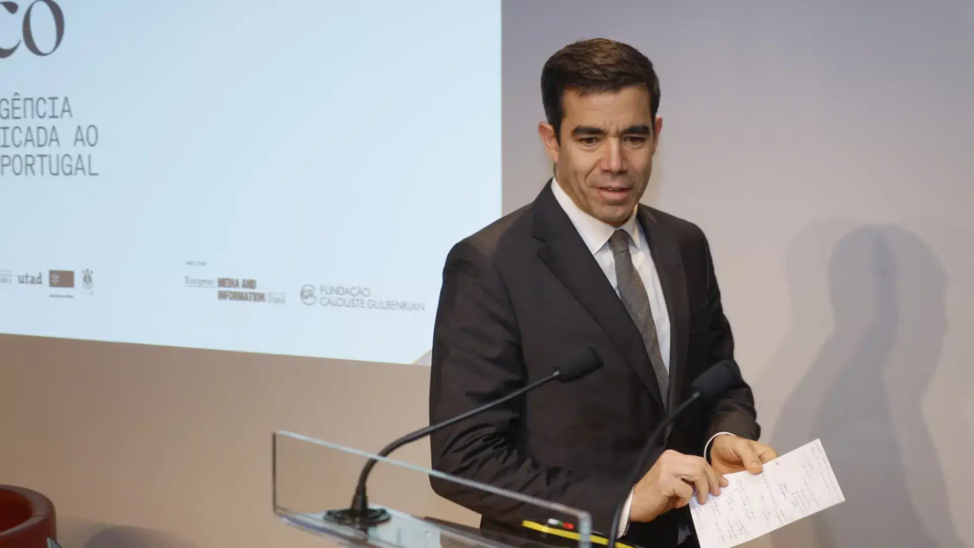 Le ministre déclare que la lutte contre la désinformation doit également être confiée à Lusa.