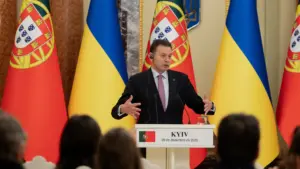 Le Monténégro dit à Zelensky que la paix est plus proche mais conseille la sérénité.