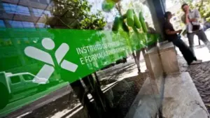 Le nombre de chômeurs dans les centres d'emploi baisse de 7,2 % en novembre.