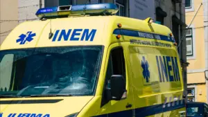 Le syndicat dénonce des retards dans le départ des ambulances, certains supérieurs à une heure.