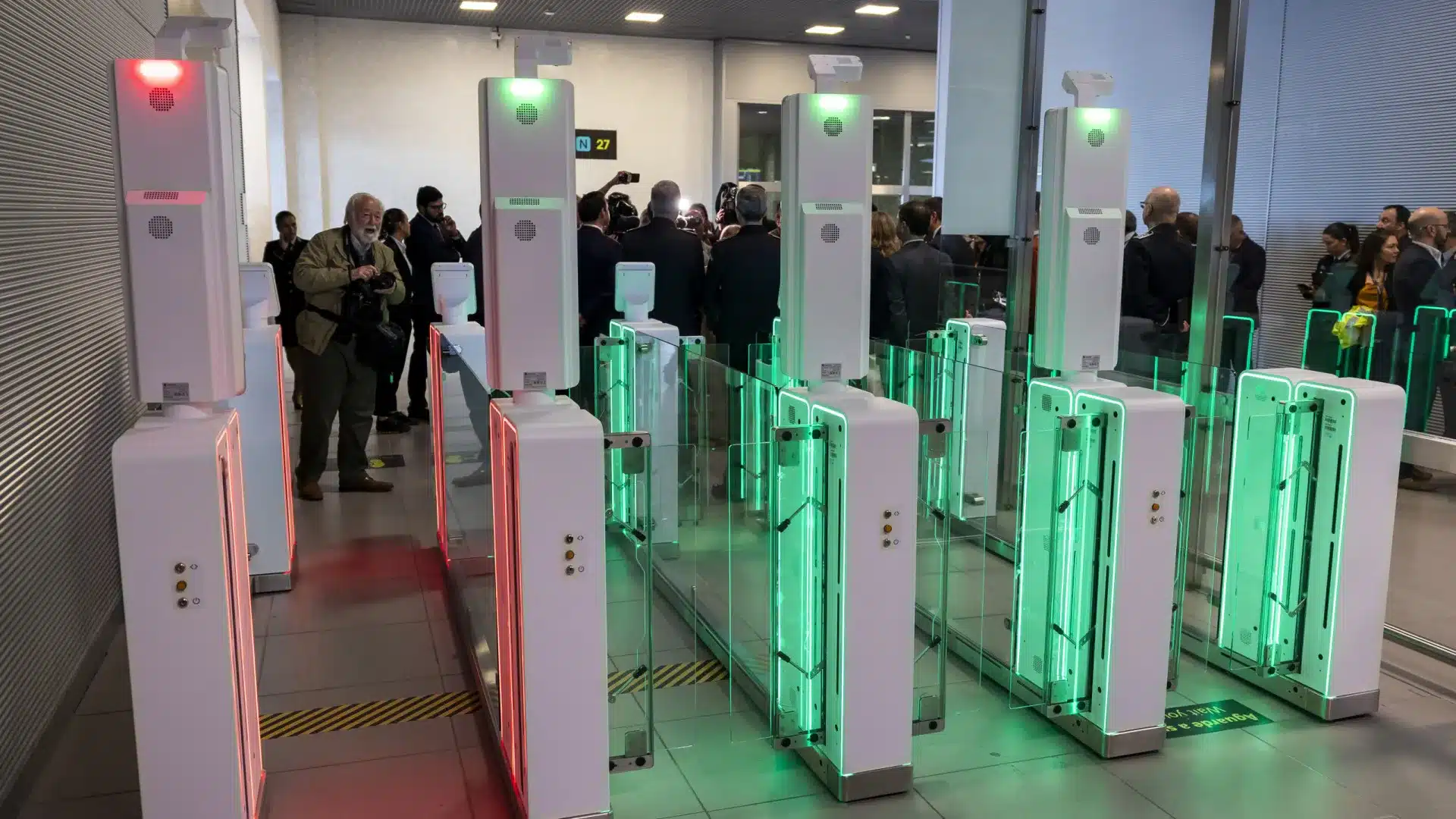 Le système de contrôle des frontières pourrait être suspendu à Noël.