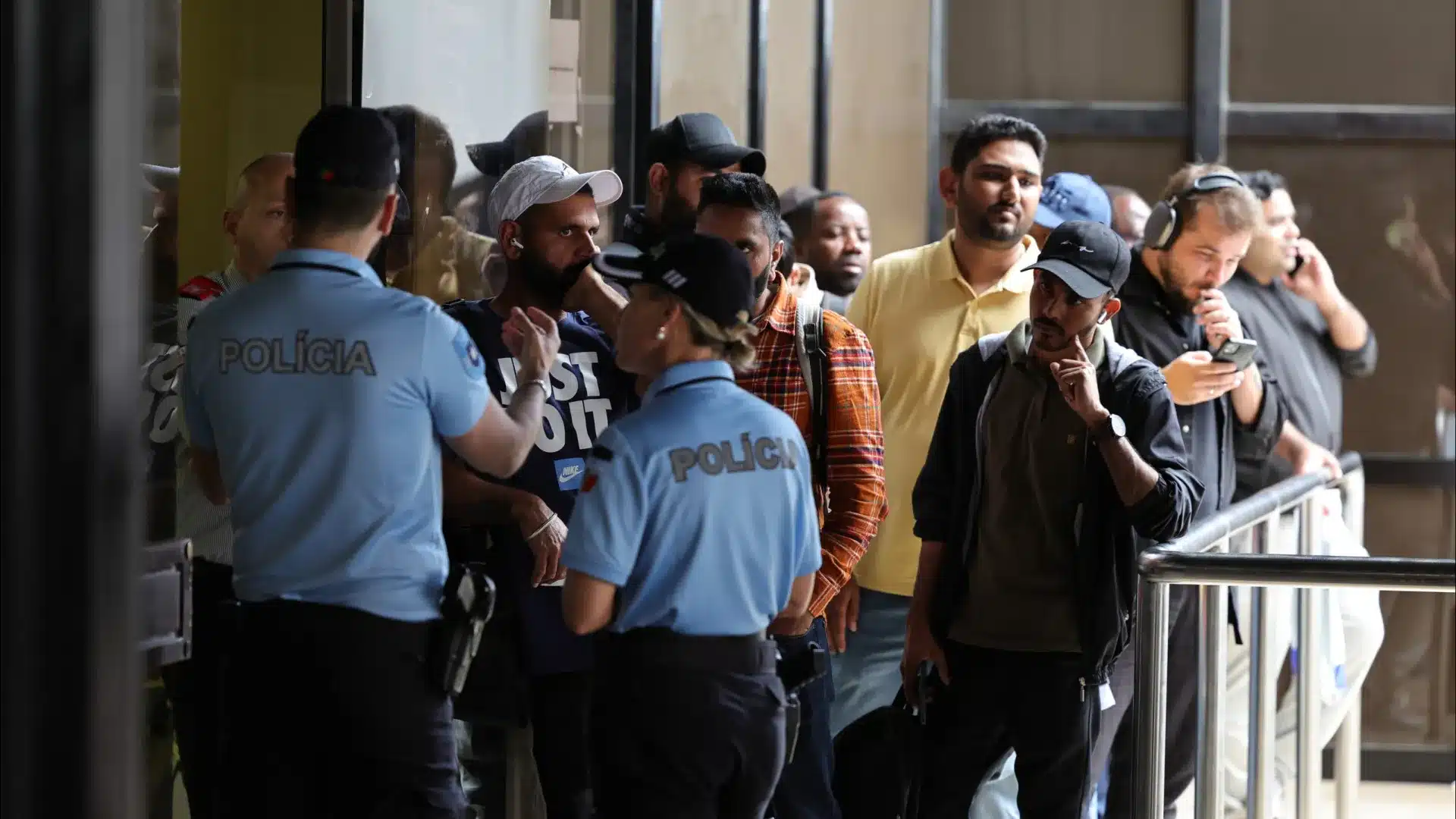 Les immigrants ont marqué l'agenda de l'année avec un changement politique au Portugal.