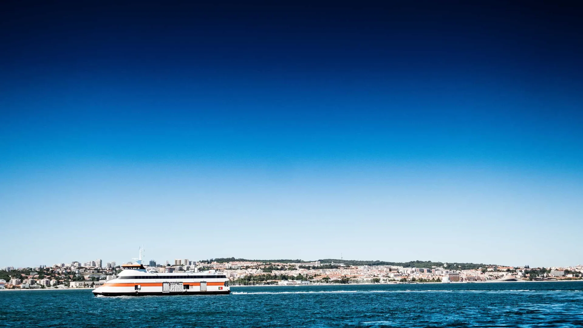 Les liaisons fluviales entre Lisbonne et la rive sud peuvent avoir des contraintes.