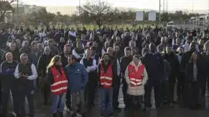 Les travailleurs d'Autoeuropa ont approuvé une motion contre le paquet de réformes du travail du gouvernement.