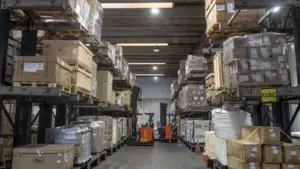 L'excédent commercial du Brésil chute de 16,8% malgré des exportations records.