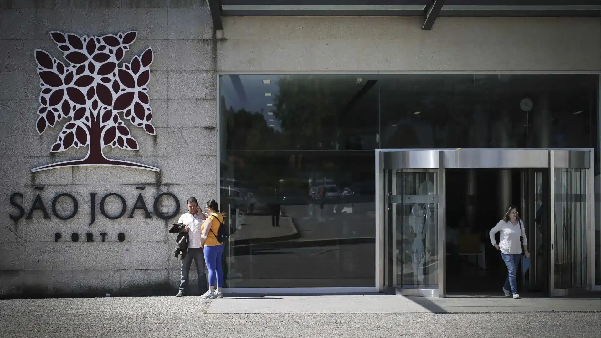 L'Hôpital de São João rénove le bloc opératoire des urgences pour 3 millions.