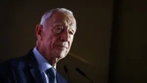 Marcelo critique le retard du Parlement à élire les conseillers d'État.