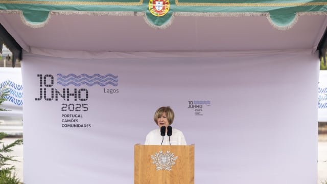 Lídia Jorge alerta contra loucos no poder e