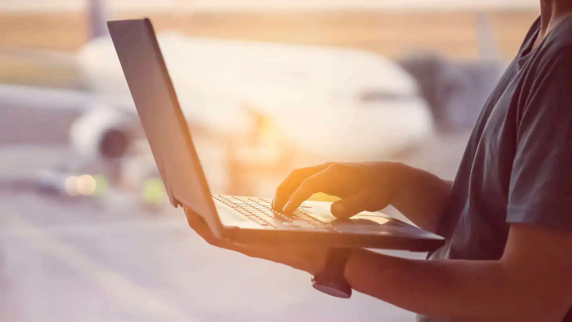 Mezan notifie à AdC l'achat du centre de données Portugal Telecom à Meo.