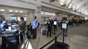 Moins de Portugais ont émigré en 2024 avec une baisse plus importante vers le Royaume-Uni.