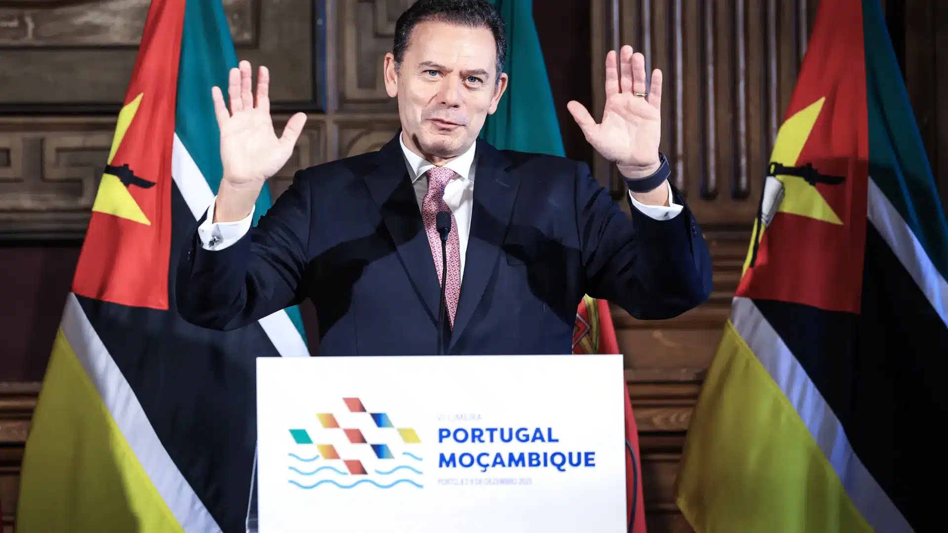 Monténégro demande le "fonctionnement démocratique" régulier en Guinée-Bissau.