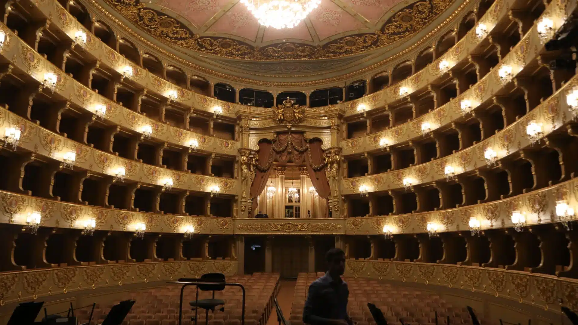 "Nouvelles productions scéniques, ballet et concerts passionnants" au São Carlos