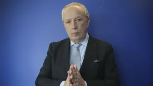 Opération Lex : des déclarations contradictoires de Santana Lopes génèrent de la tension