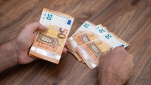 Pain, médicaments et électricité : Savez-vous déjà ce qui va changer dans les prix en 2026 ?