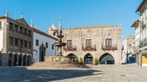 Plus de mille maires élisent les dirigeants de l'ANMP ce samedi.