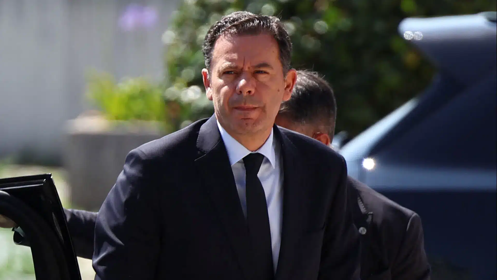 Premier ministre pour la première fois à Kyiv. Rencontrera aujourd'hui Zelensky.