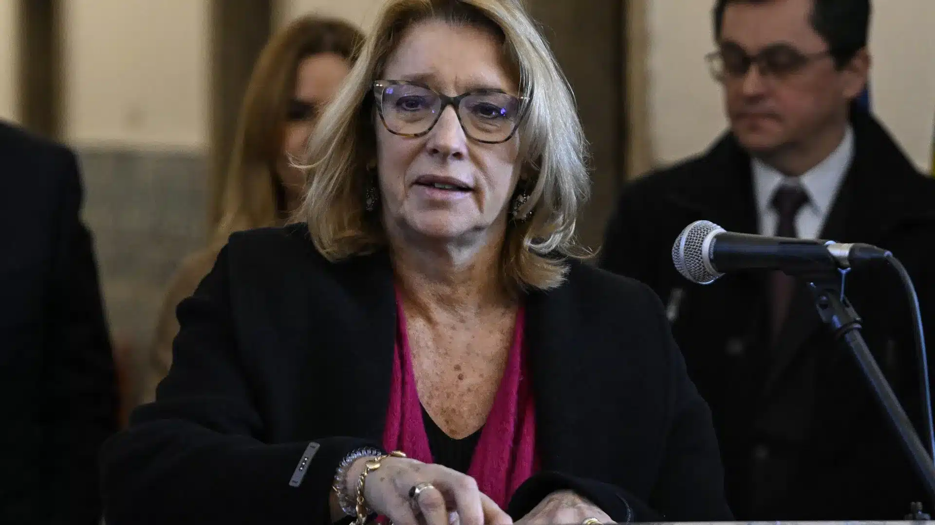 Réquisition civile ? "Nous espérons que des services minimum seront assurés"