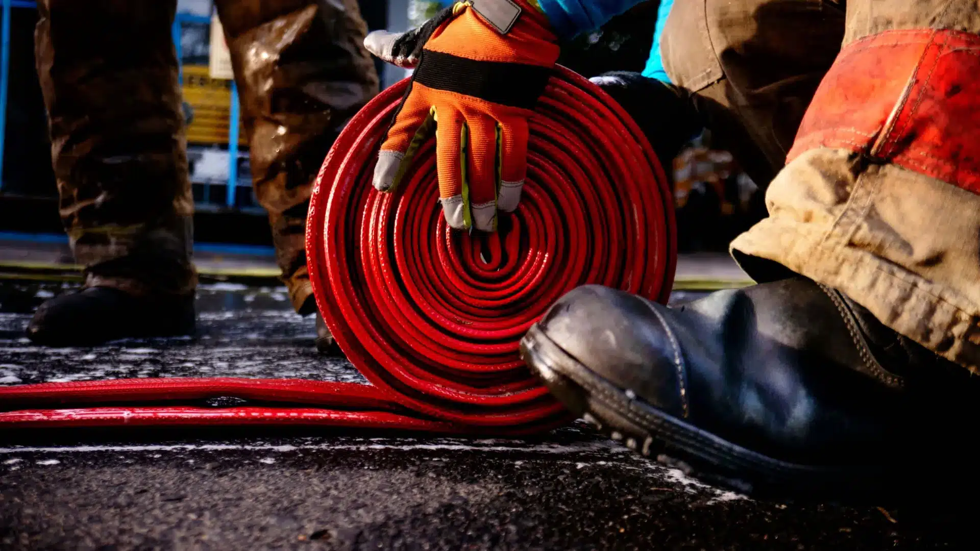 "Sans conditions". Incendie dans une habitation laisse deux personnes sans abri à Arouca.