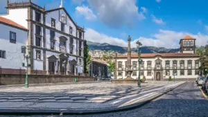 "Sans régions administratives, nous continuerons avec un pays inégal."